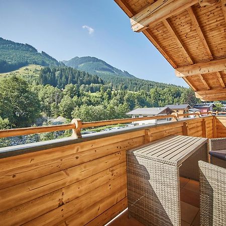 Appartements Haus Alexander Saalbach-Hinterglemm Exterior photo