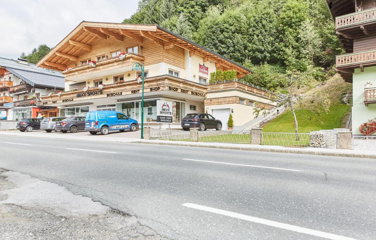Appartements Haus Alexander Saalbach-Hinterglemm Exterior photo